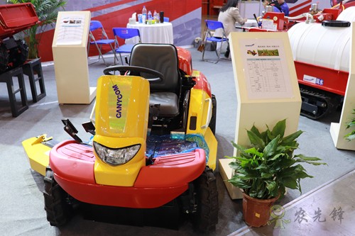 果園機(jī)械也過(guò)平安夜?