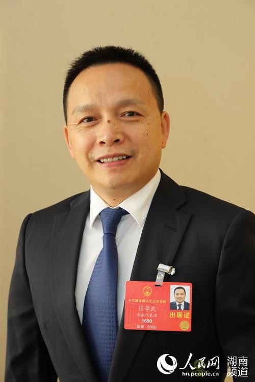 全國(guó)人大代表張學(xué)武:依靠科技創(chuàng)新賦能現(xiàn)代農(nóng)業(yè)高質(zhì)量發(fā)展