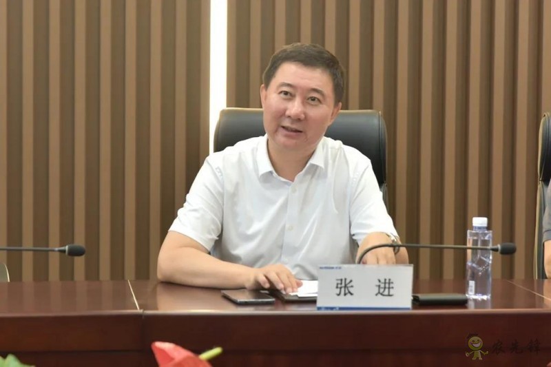 探索智慧植物工廠新模式&mdash;&mdash;新松公司與中國農業(yè)科學院都市農業(yè)研究所簽署戰(zhàn)略合作協(xié)議 