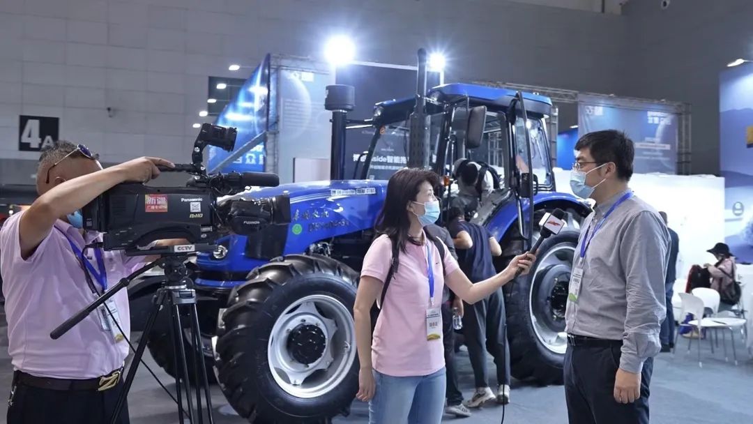 智能農機落地新疆，交卷！
