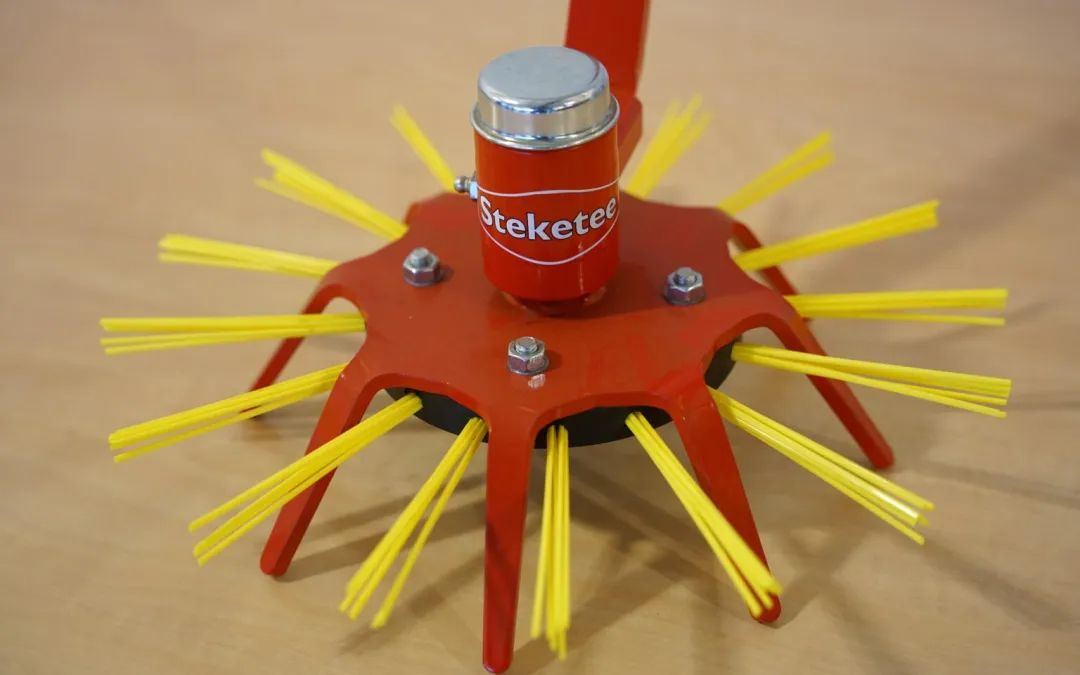 Steketee讓機(jī)械除草成為主流 Steketee讓機(jī)械除草成為主流